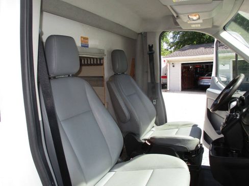 Used 2015 Ford Transit 350 156 DRW w/ Exterior Upgrade Package RWD image 16