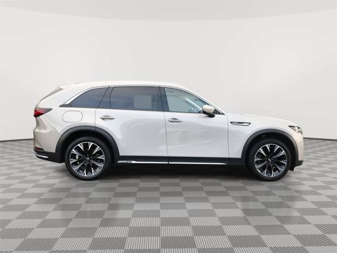 Used 2024 MAZDA CX-90 Plug-In Hybrid w/ Premium Plus AWD/4WD image 8