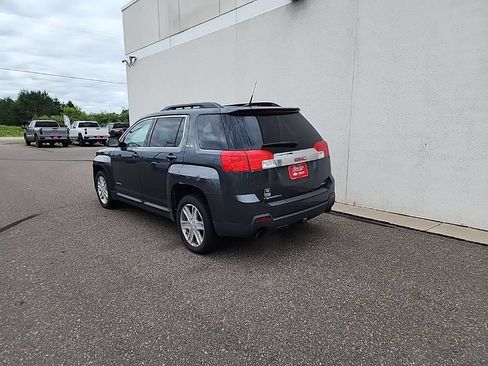 Used 2010 GMC Terrain SLE w/ Convenience Package AWD/4WD image 3