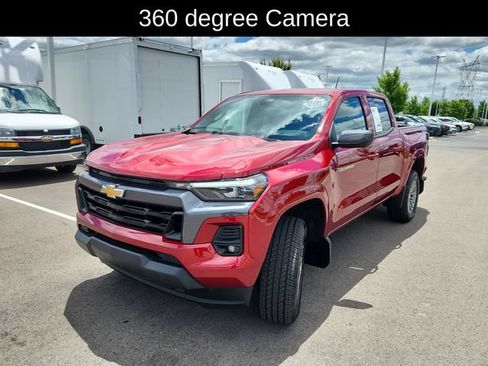 Used 2026 Chevrolet Colorado LT w/ LT Convenience Package AWD/4WD image 3