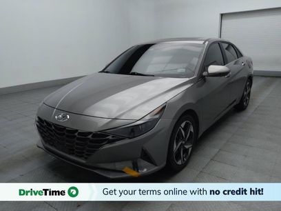 Used 2022 Hyundai Elantra Limited w/ Cargo Package