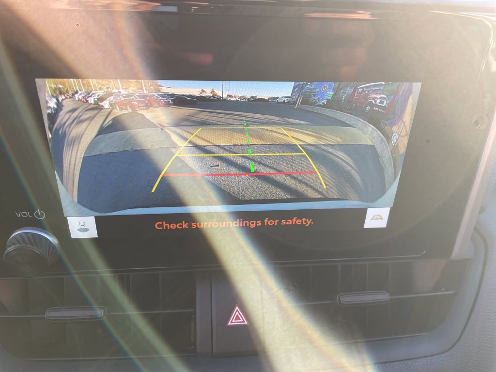 Used 2025 Toyota RAV4 XLE AWD/4WD image 20