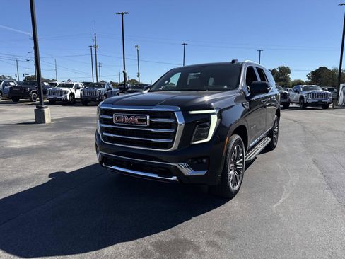 New 2026 GMC Yukon Elevation image 3