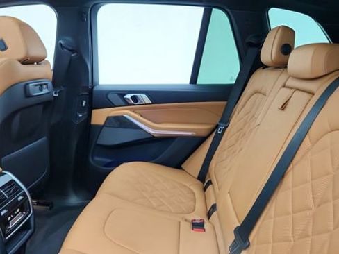 Used 2023 BMW X5 sDrive40i w/ M Sport Package image 29