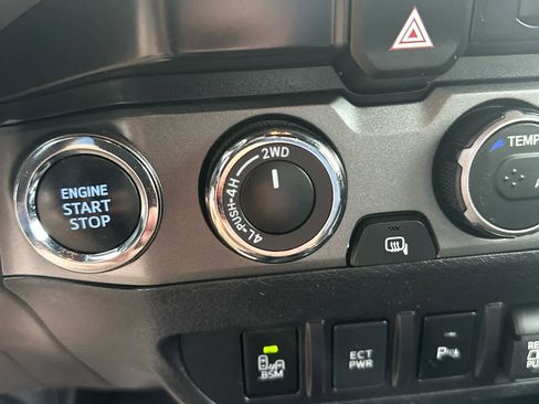 Used 2022 Toyota Tacoma TRD Pro image 19