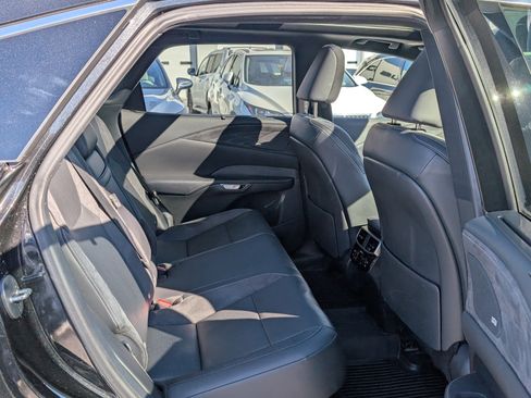 Certified 2023 Lexus RX 350 w/ Luxury Package image 12