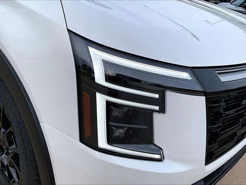 New 2026 Nissan Armada PRO-4X AWD/4WD image 13