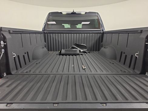 Used 2023 Toyota Tundra SR5 w/ SR5 Premium Package AWD/4WD image 34