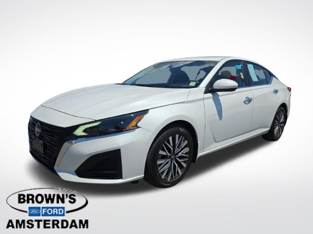 Used 2023 Nissan Altima 2.5 SV FWD image 4