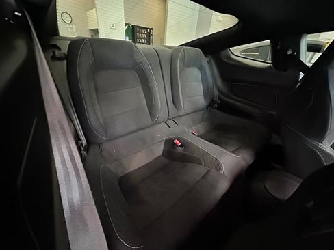 Used 2018 Ford Mustang Shelby GT350 w/ Electronics Package RWD image 28