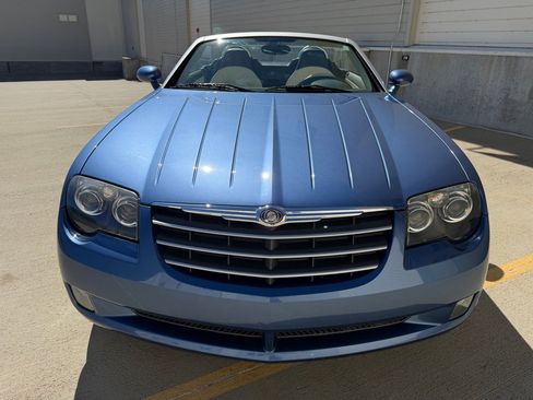Used 2006 Chrysler Crossfire Limited RWD image 8