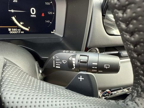 New 2026 Mitsubishi Outlander SEL FWD image 36