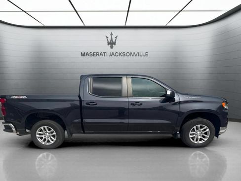 Used 2022 Chevrolet Silverado 1500 LT AWD/4WD image 5