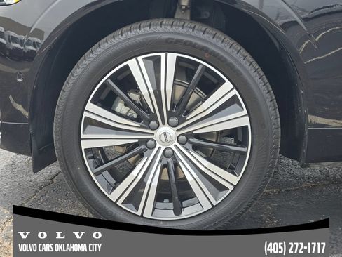 Certified 2023 Volvo XC60 B5 Plus w/ Protection Package Premier FWD image 9