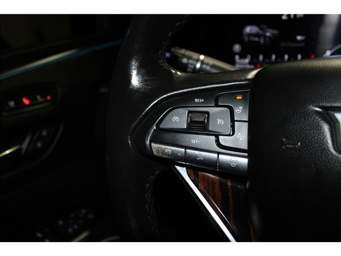 Used 2022 Cadillac Escalade ESV Premium Luxury image 34