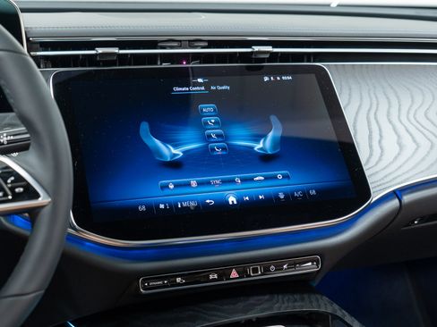 New 2026 Mercedes-Benz E 450 4MATIC Sedan image 19