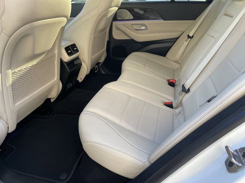 Certified 2025 Mercedes-Benz GLE 350 4MATIC w/ AMG Line Exterior image 38