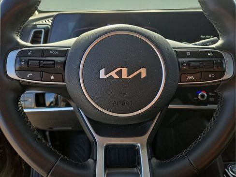 Used 2023 Kia Sportage EX image 31