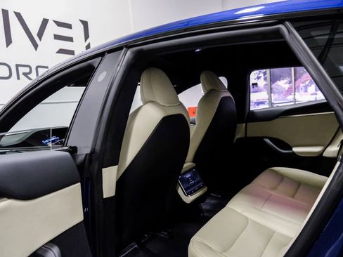 Used 2023 Tesla Model S Standard Range image 40