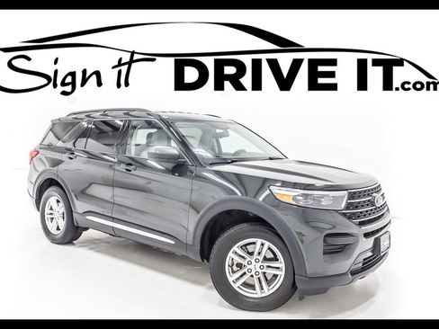 Used 2022 Ford Explorer XLT AWD/4WD image 1