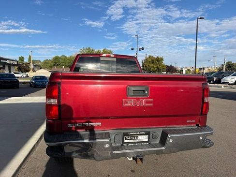 Used 2017 GMC Sierra 1500 SLE w/ SLE Value Package AWD/4WD image 5