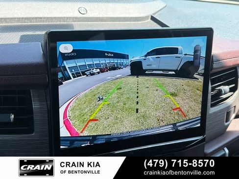 Used 2024 Ford Expedition Limited AWD/4WD image 14