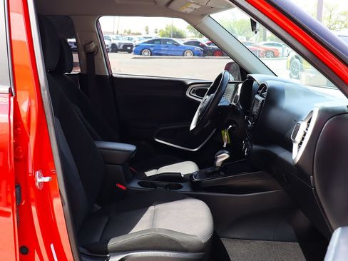 Used 2022 Kia Soul LX w/ Technology Package FWD image 30