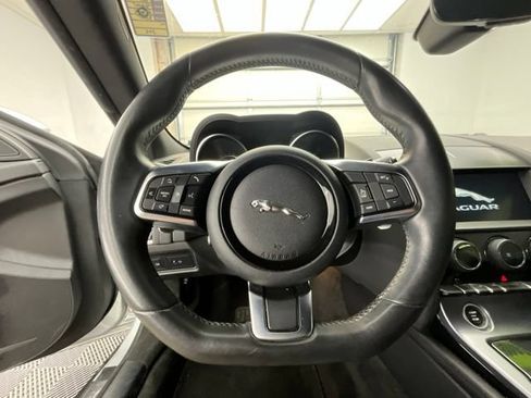 Used 2019 Jaguar F-TYPE Coupe RWD image 6
