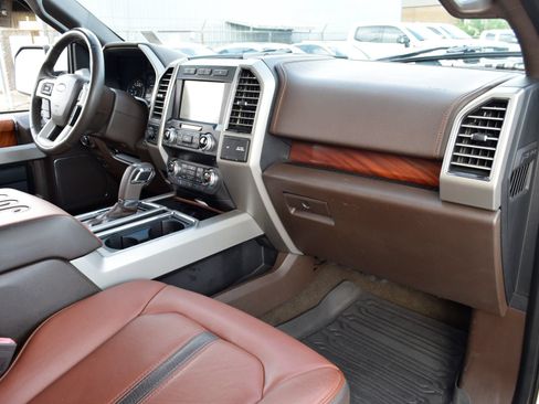 Used 2020 Ford F150 King Ranch w/ Equipment Group 601A Luxury AWD/4WD image 21