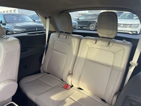 Used 2024 Lincoln Aviator Reserve w/ Equipment Group 201A AWD/4WD image 12