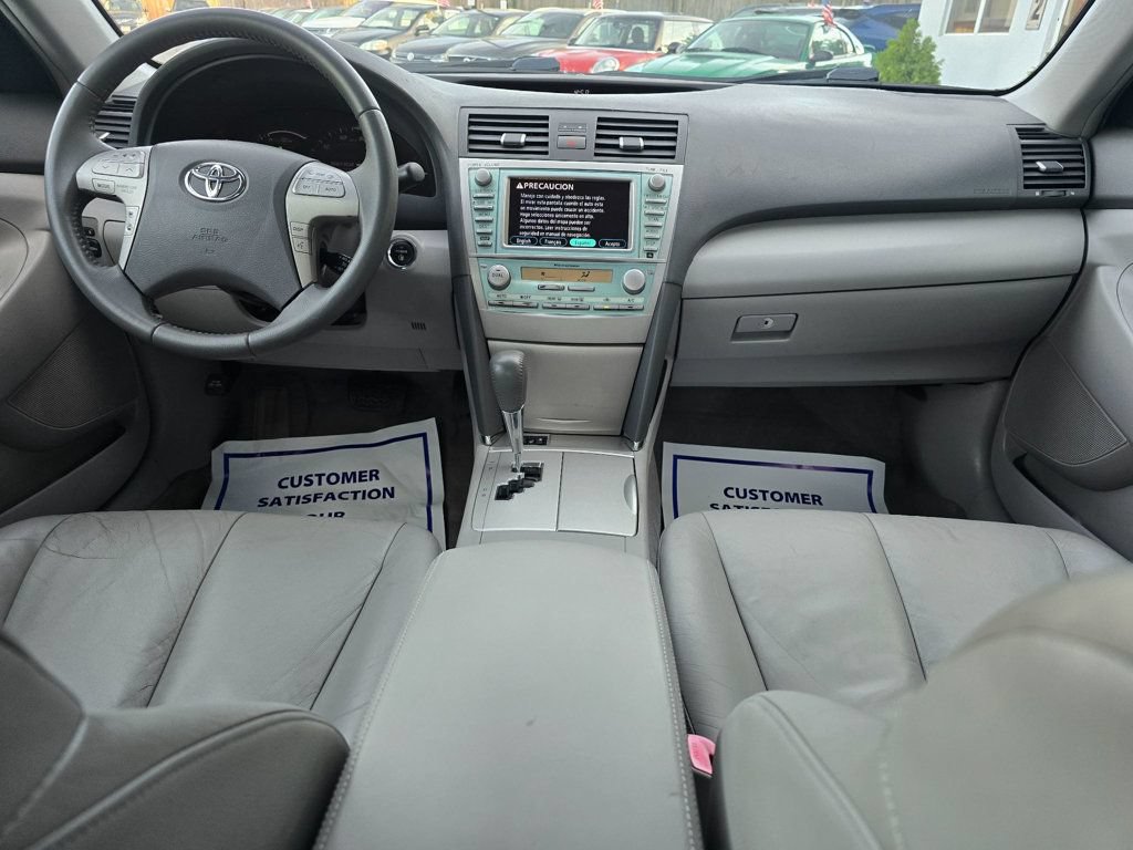 Used 2007 Toyota Camry Hybrid w/ Leather Pkg FWD image 17