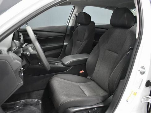 Used 2024 Honda Accord EX image 5