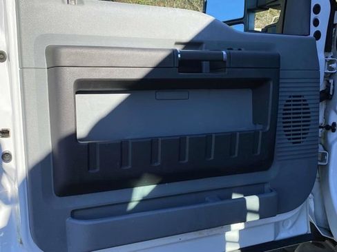 Used 2015 Ford F350 XL w/ Power Equipment Group image 17