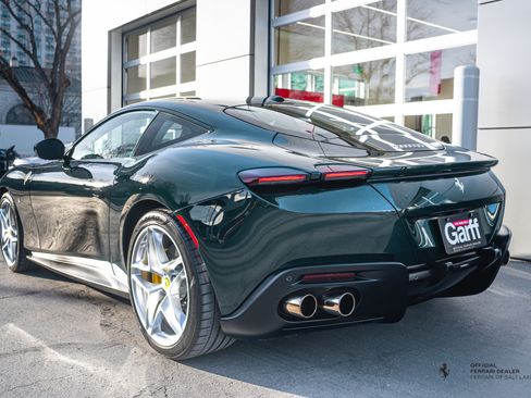 Used 2022 Ferrari Roma Coupe image 5