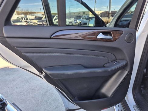 Used 2015 Mercedes-Benz ML 350 4MATIC image 14