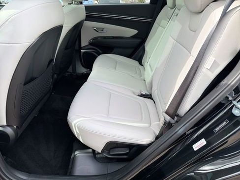 Used 2024 Hyundai Tucson Limited image 27