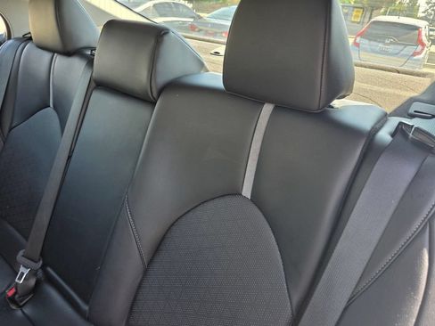 Used 2022 Toyota Camry XSE FWD image 16