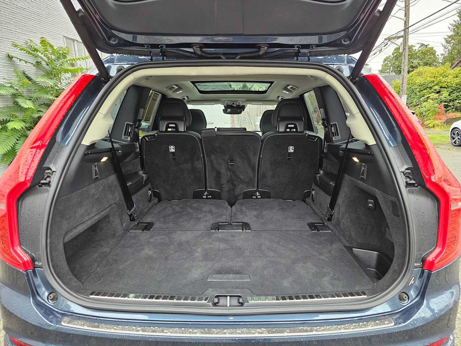 Used 2019 Volvo XC90 T6 Momentum w/ Advanced Package AWD/4WD image 17