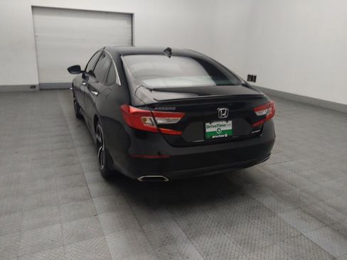 Used 2018 Honda Accord Sport image 5