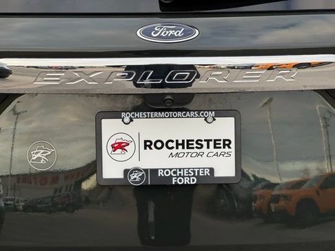 Certified 2023 Ford Explorer XLT w/ Equipment Group 202A AWD/4WD image 46