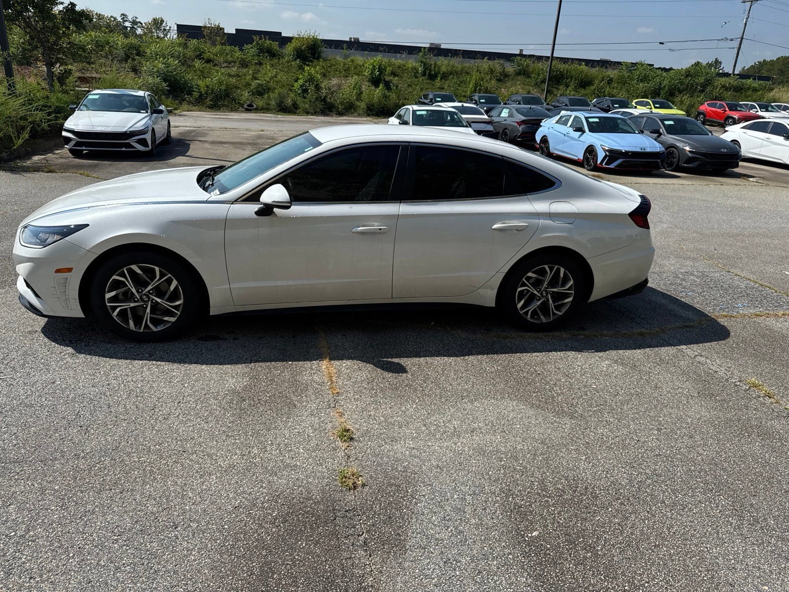 Used 2022 Hyundai Sonata SEL FWD image 2