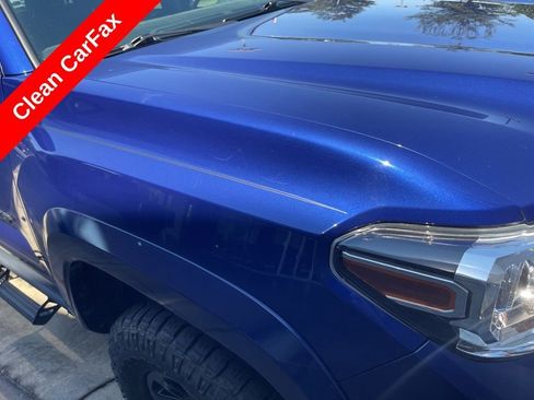 Used 2023 Toyota Tacoma SR5 AWD/4WD image 5