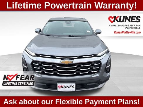 Used 2025 Chevrolet Equinox LT image 1