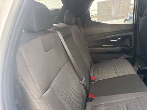 Used 2022 Hyundai Santa Cruz SE image 12