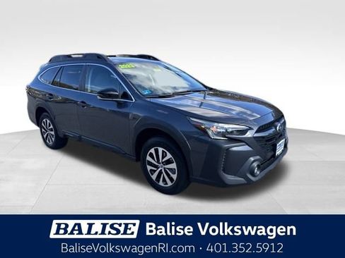 Used 2023 Subaru Outback Premium image 1