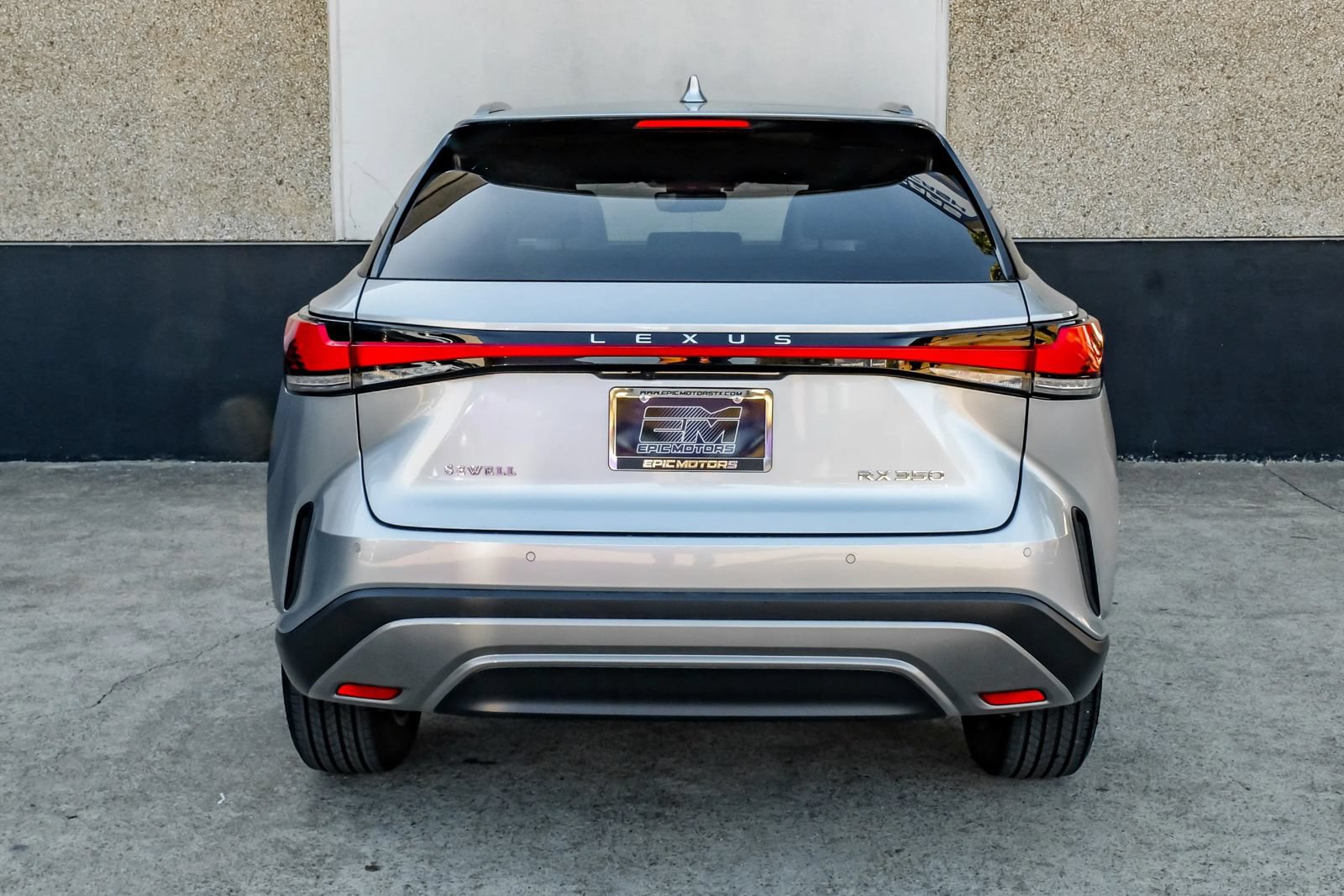 Used 2023 Lexus RX 350 Premium w/ Accessory Package (Z1) FWD image 9
