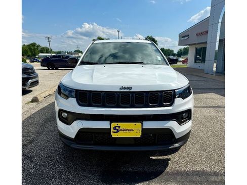 New 2025 Jeep Compass Latitude w/ Altitude Special Edition image 7