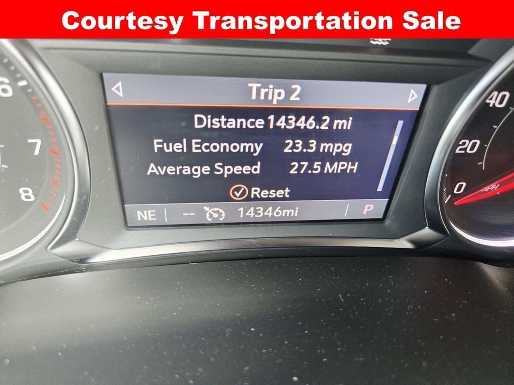 Used 2025 Chevrolet Blazer LT AWD/4WD image 21