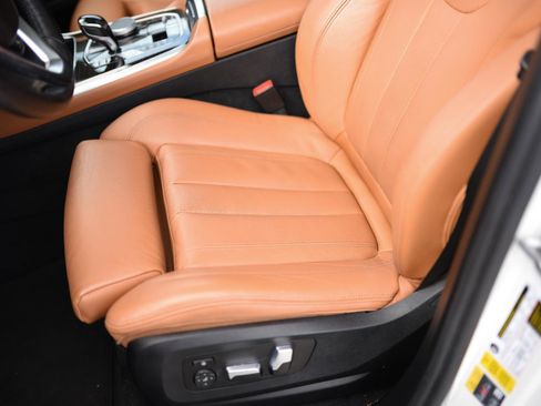 Used 2021 BMW X5 xDrive45e w/ Premium Package 3 image 40