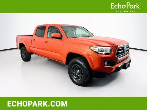 Used 2018 Toyota Tacoma SR5 RWD image 1